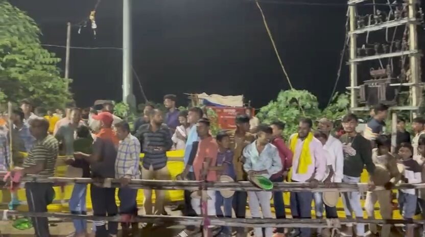 राधा कृष्ण मंदिर में भव्य छठी कार्यक्रम, हजारों श्रद्धालुओं ने ग्रहण किया महाप्रसाद