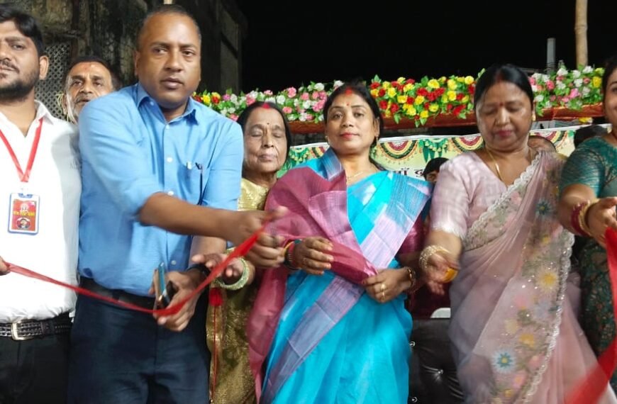 मझिआंव में पहली बार हुआ डांडिया कार्यक्रम, महिलाओं…